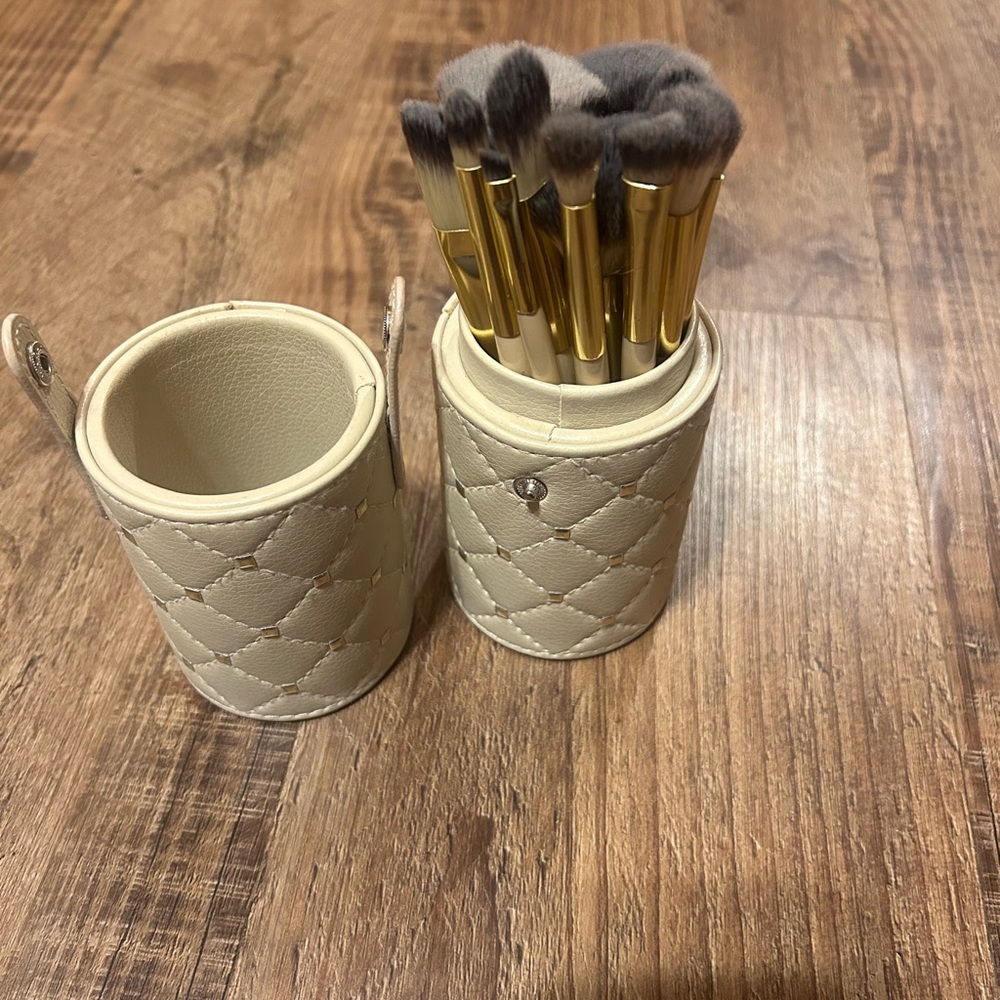 BH cosmetics brushes and container.